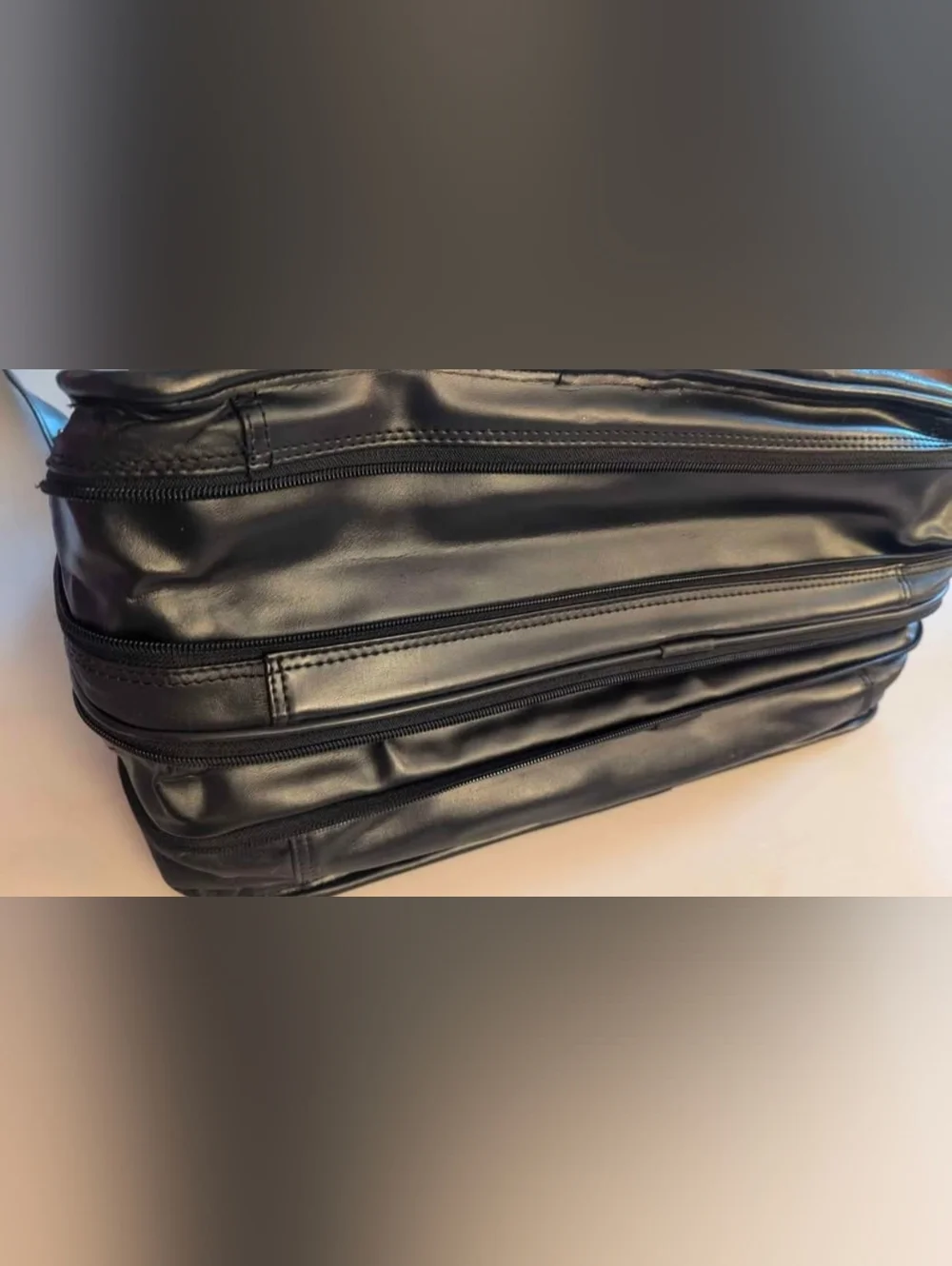 Vintage Jourdan Men's Black Leather Expandable Laptop Bag Briefcase Adj. Strap